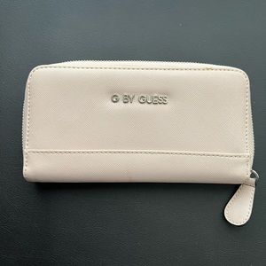 Guess wallet